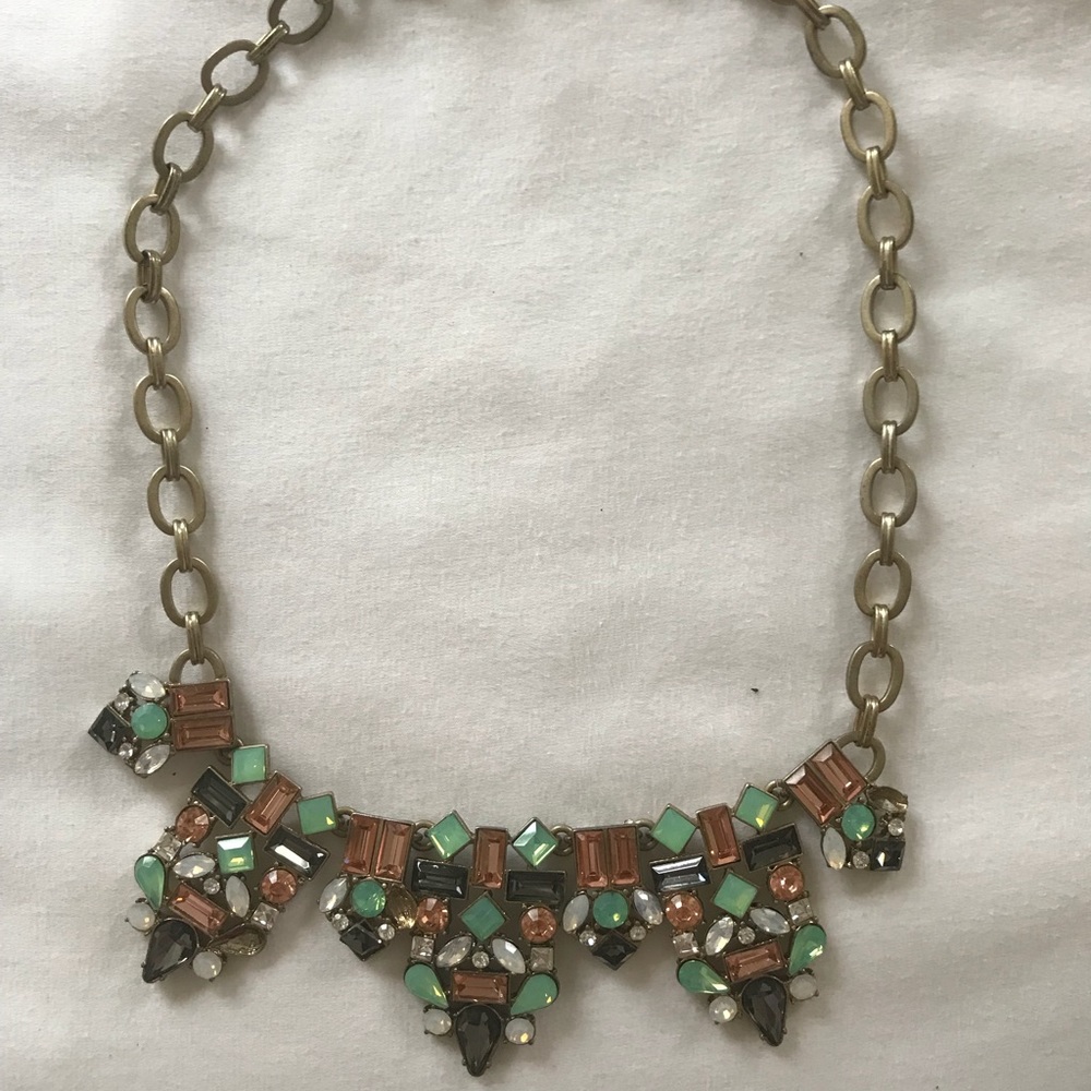 Statement necklace
